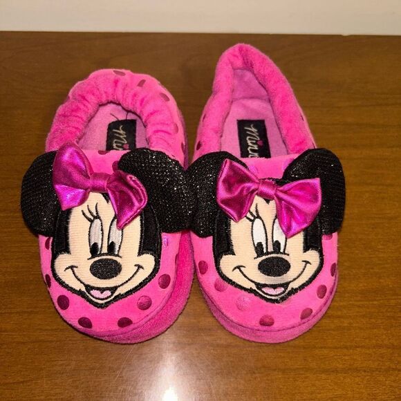 Disney Minnie Mouse slippers girls size 7/8’ - Picture 1 of 3